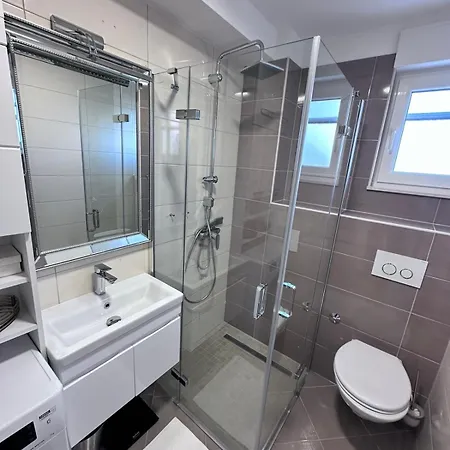 Islandsea - High End Retreat With Breathtaking Sea Views *