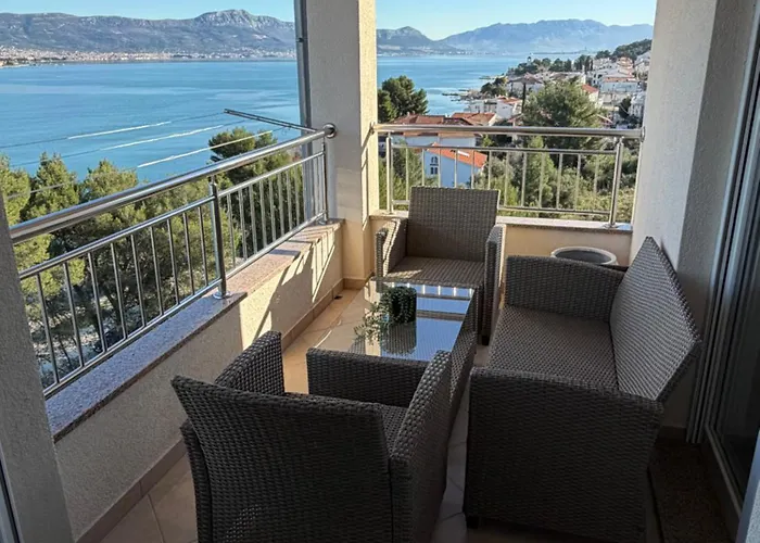 Islandsea - High End Retreat With Breathtaking Sea Views شقة تروغير