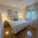 Islandsea - High End Retreat With Breathtaking Sea Views