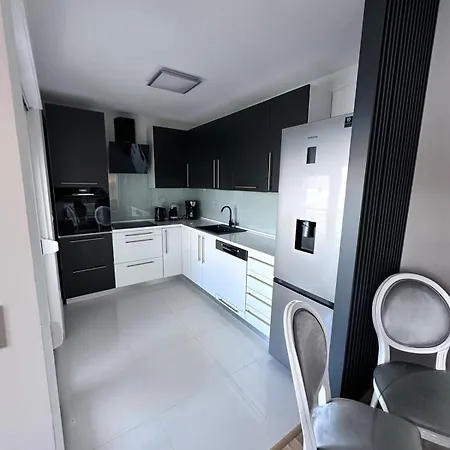 Islandsea - High End Retreat With Breathtaking Sea Views